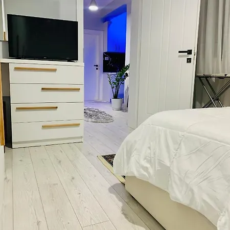 Cozy Corner * Tirana